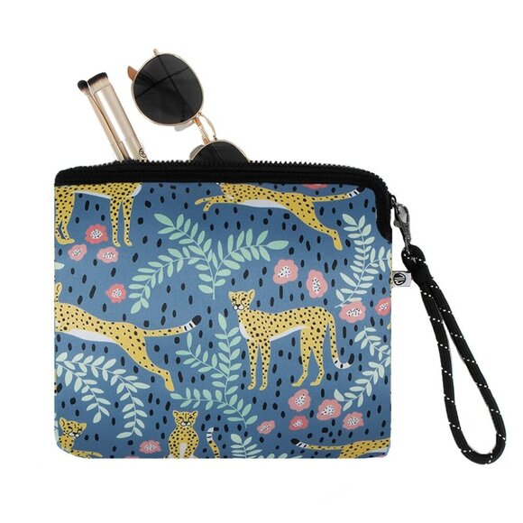 Leopard Neoprene Wristlet - Picture 1 of 2